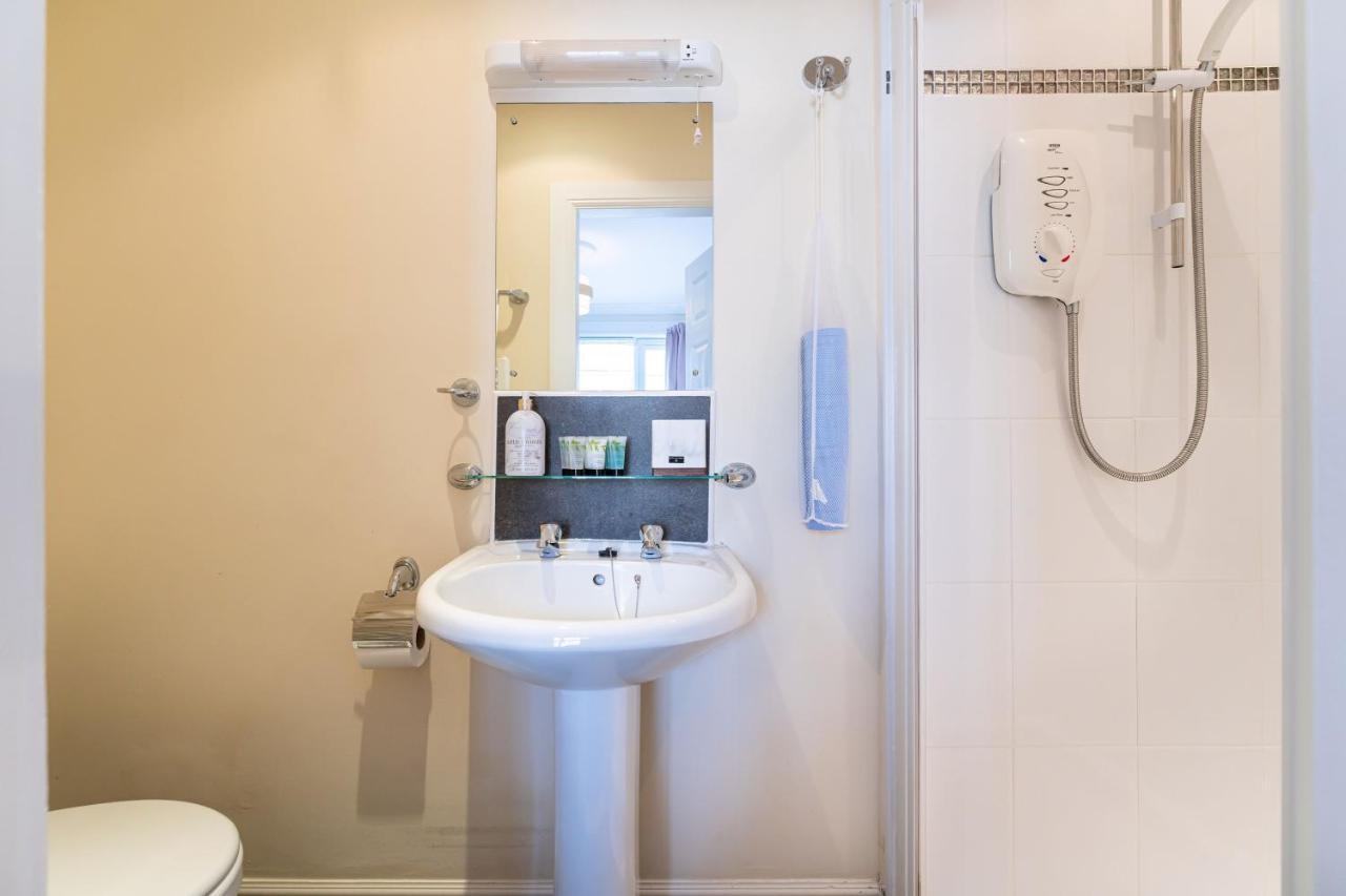 New Four Bedroom House - All Rooms Ensuite Stirling Exterior photo